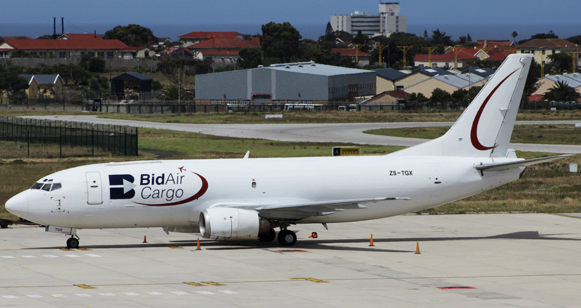 1988 Boeing 737-300SF
